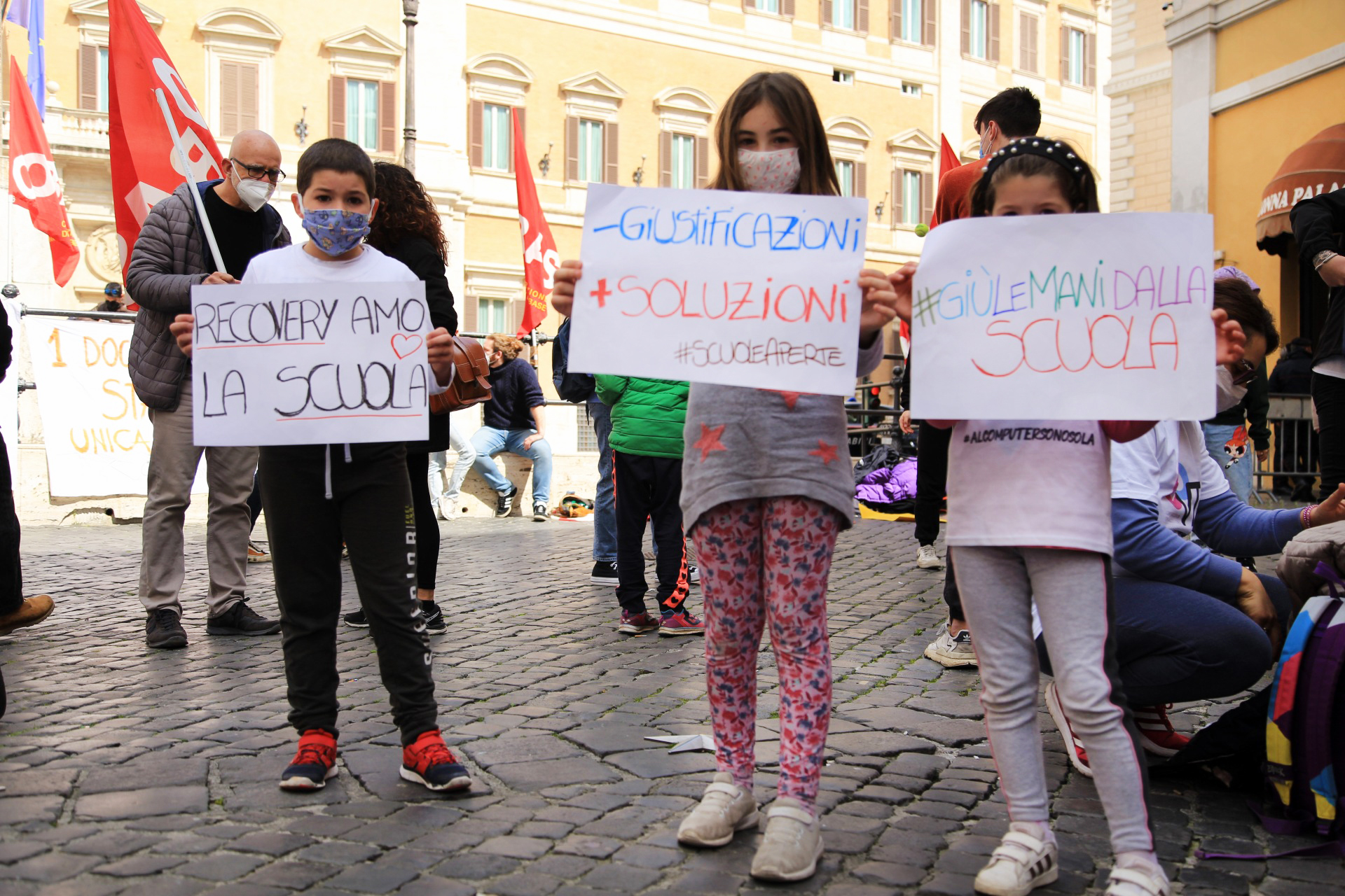 alt tag priorità alla scuola