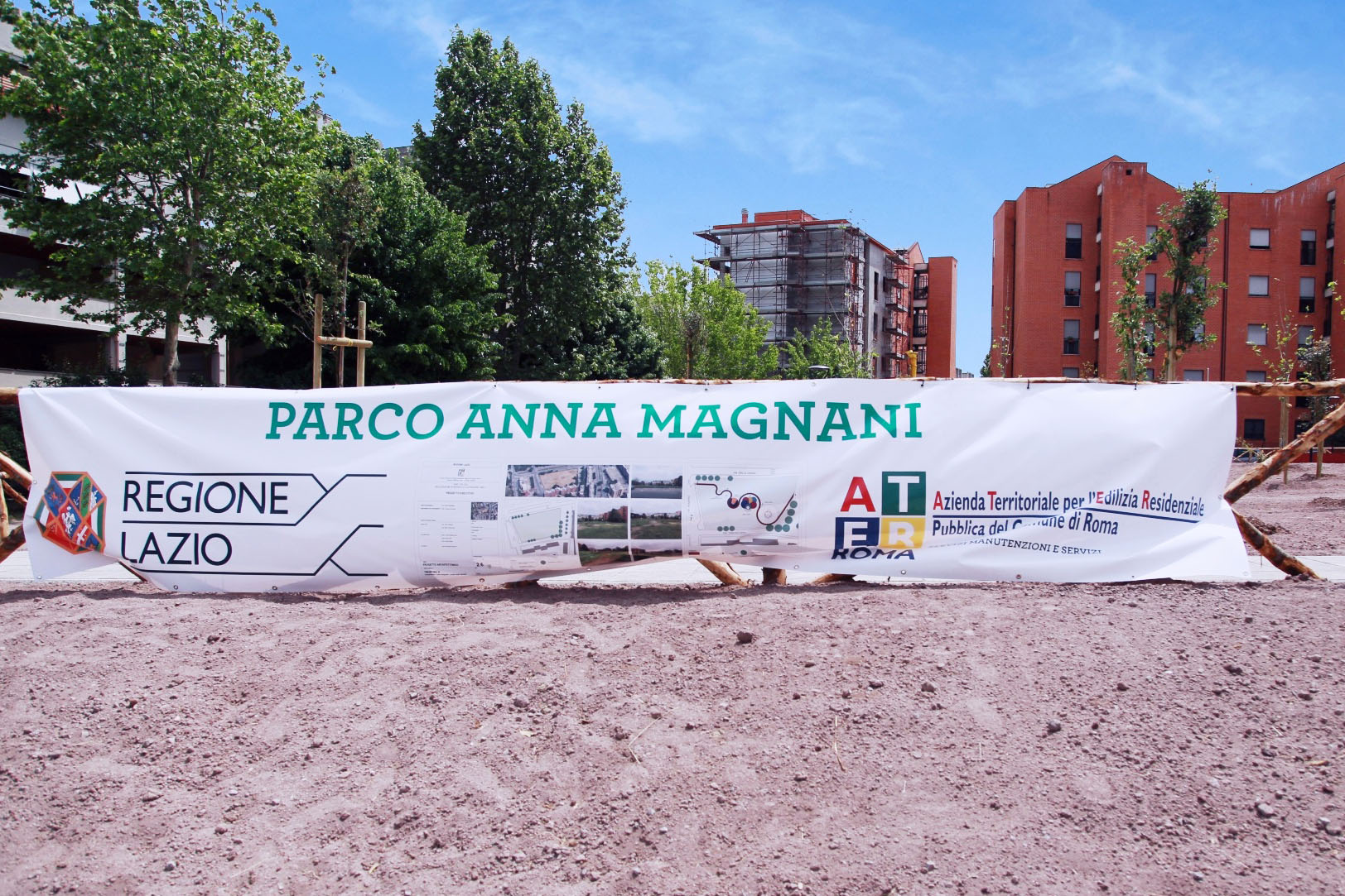 alt tag piazza anna magnani