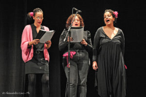 alt tag HurlaHoop Choir