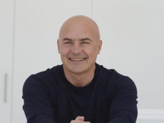 Alt text Luca Zingaretti