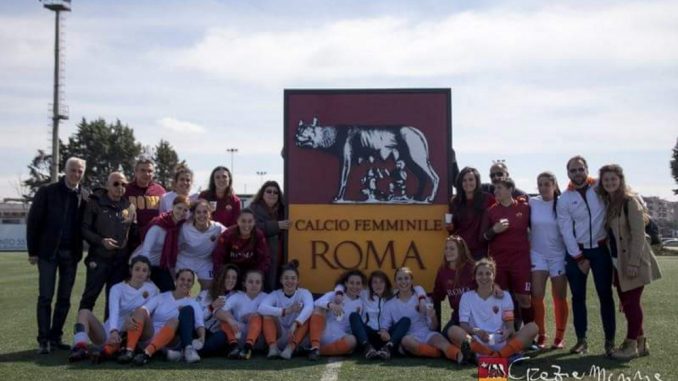 Alt text Roma calcio femminile Alt text Roma calcio femminile
