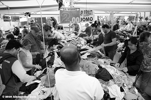 Photo © 2018 Alessandro Lisci DSC_4811Porta Portese domenica 27 Maggio 2018 copia marchio low