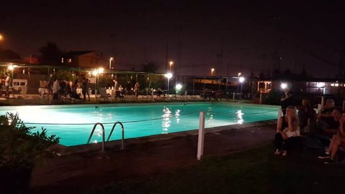 alt tag il party pool