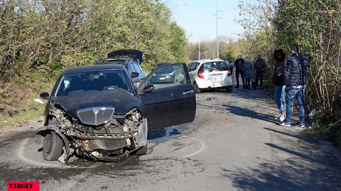 Photo 001 Incidente 12 dicembre 2021 Via Tor Tre Teste angolo via delle Nespole Roma © Alessandro Lisci - Target LAb Ets alt tag buche killer
