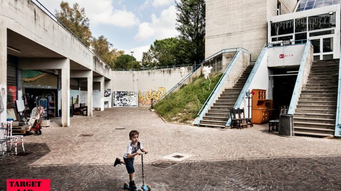 10 Il palazzo dei destini incrociati, mostra fotografica di Aldo Feroce . Riproduzioni di Fabiana Cambiaso - Target Lab Ets alt tag aldo feroce