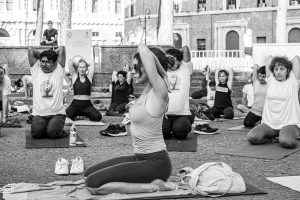 alt tag yoga