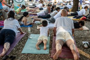 alt tag yoga