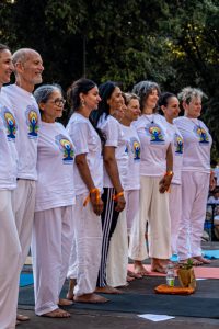 alt tag yoga