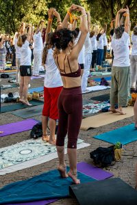 alt tag yoga