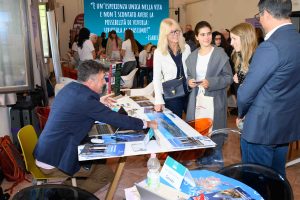 ALT TAG INTERNATIONAL HIGH SCHOOL EXPO